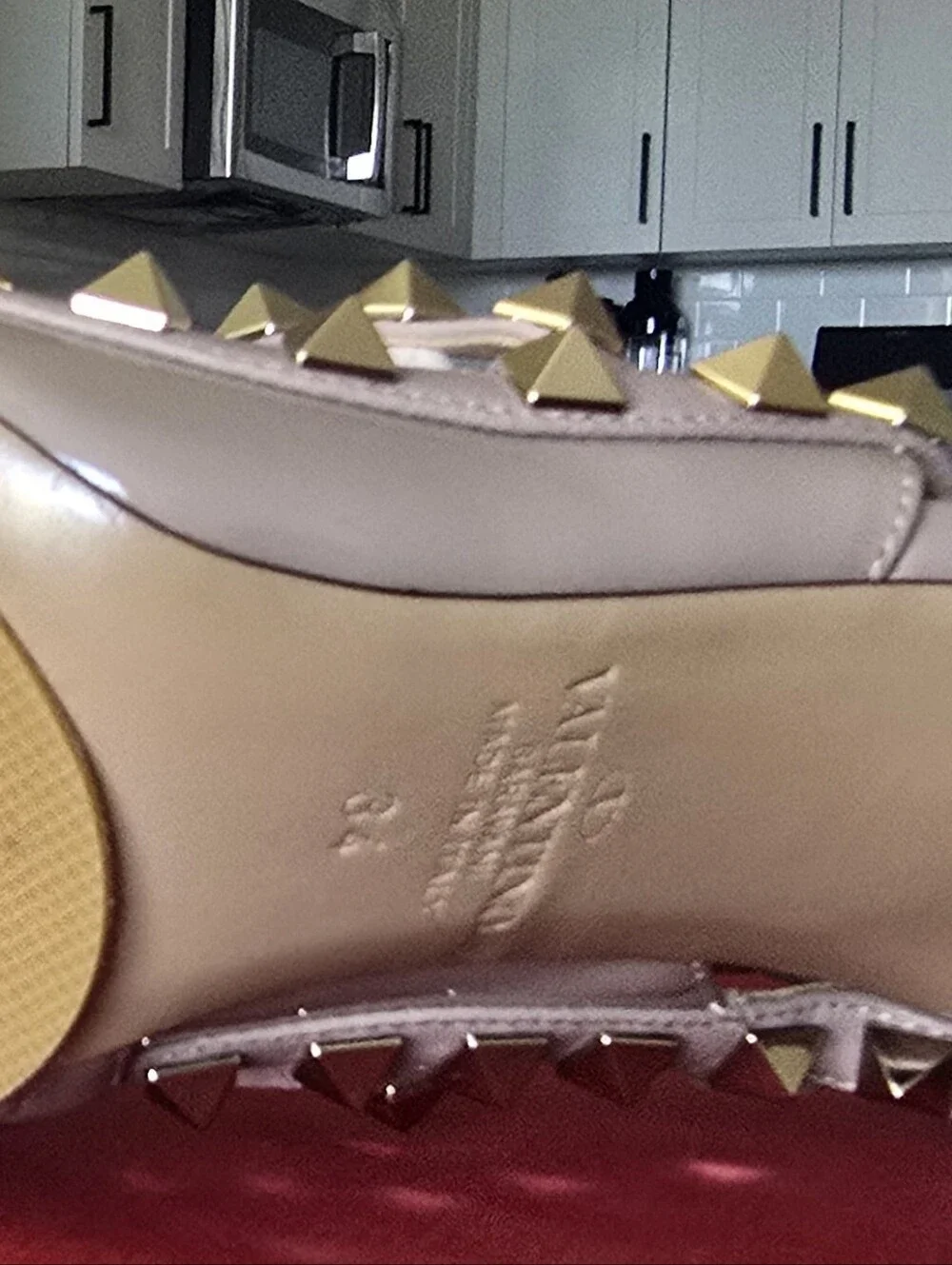 Valentino elegant slingback